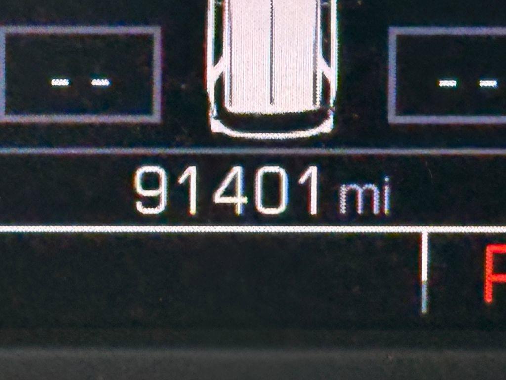 Used 2019 Chevrolet Tahoe LT image 33