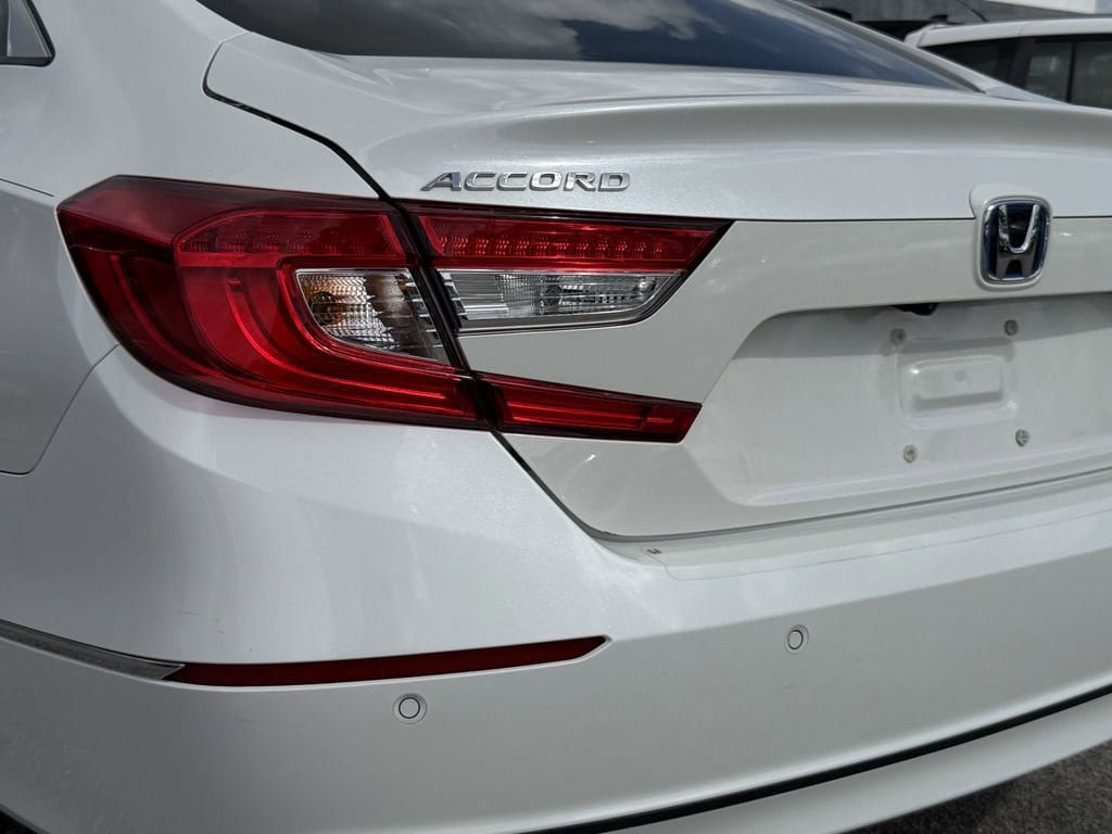Used 2022 Honda Accord EX-L image 11