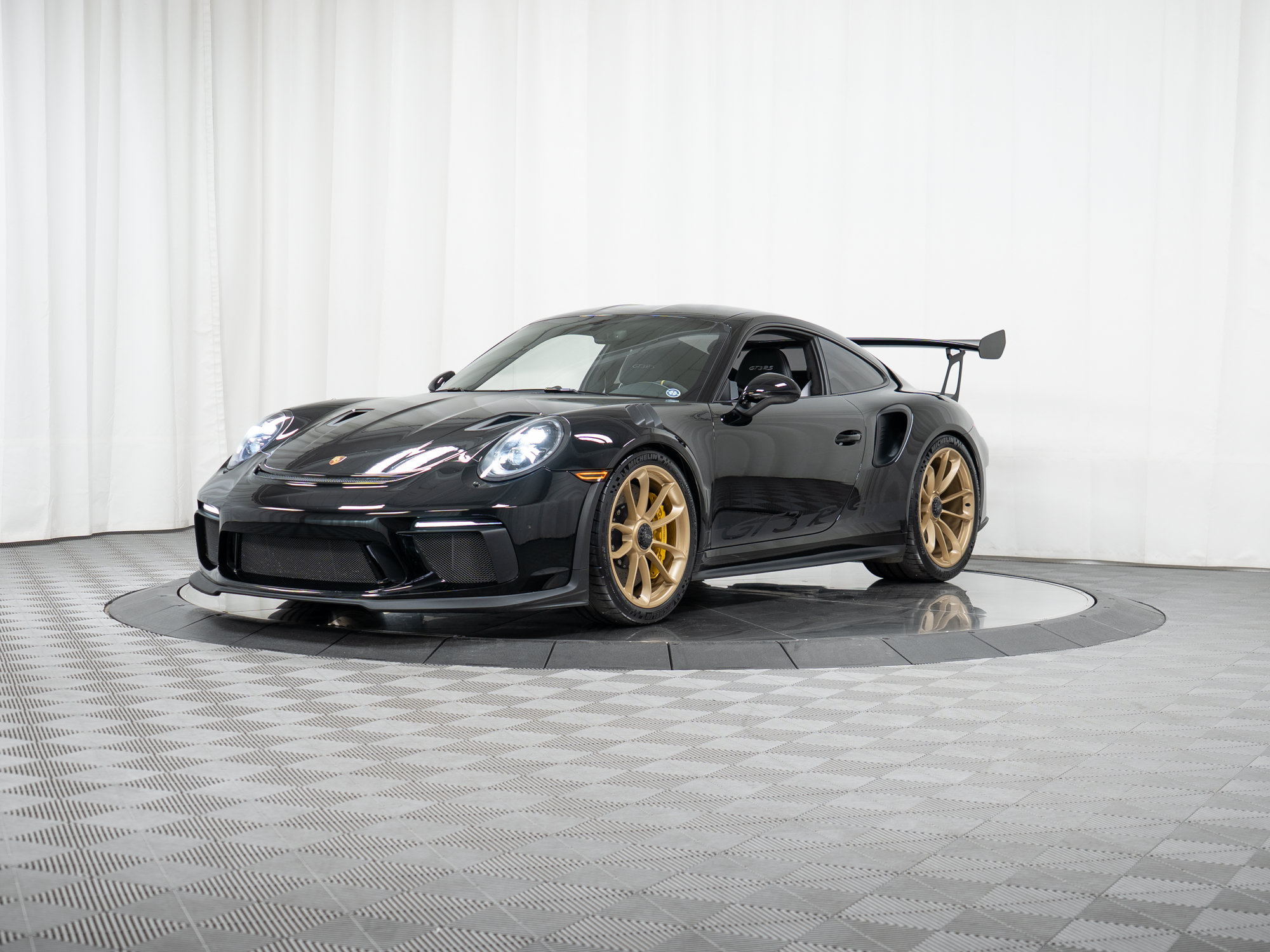 Certified 2019 Porsche 911 GT3 RS RWD image 36