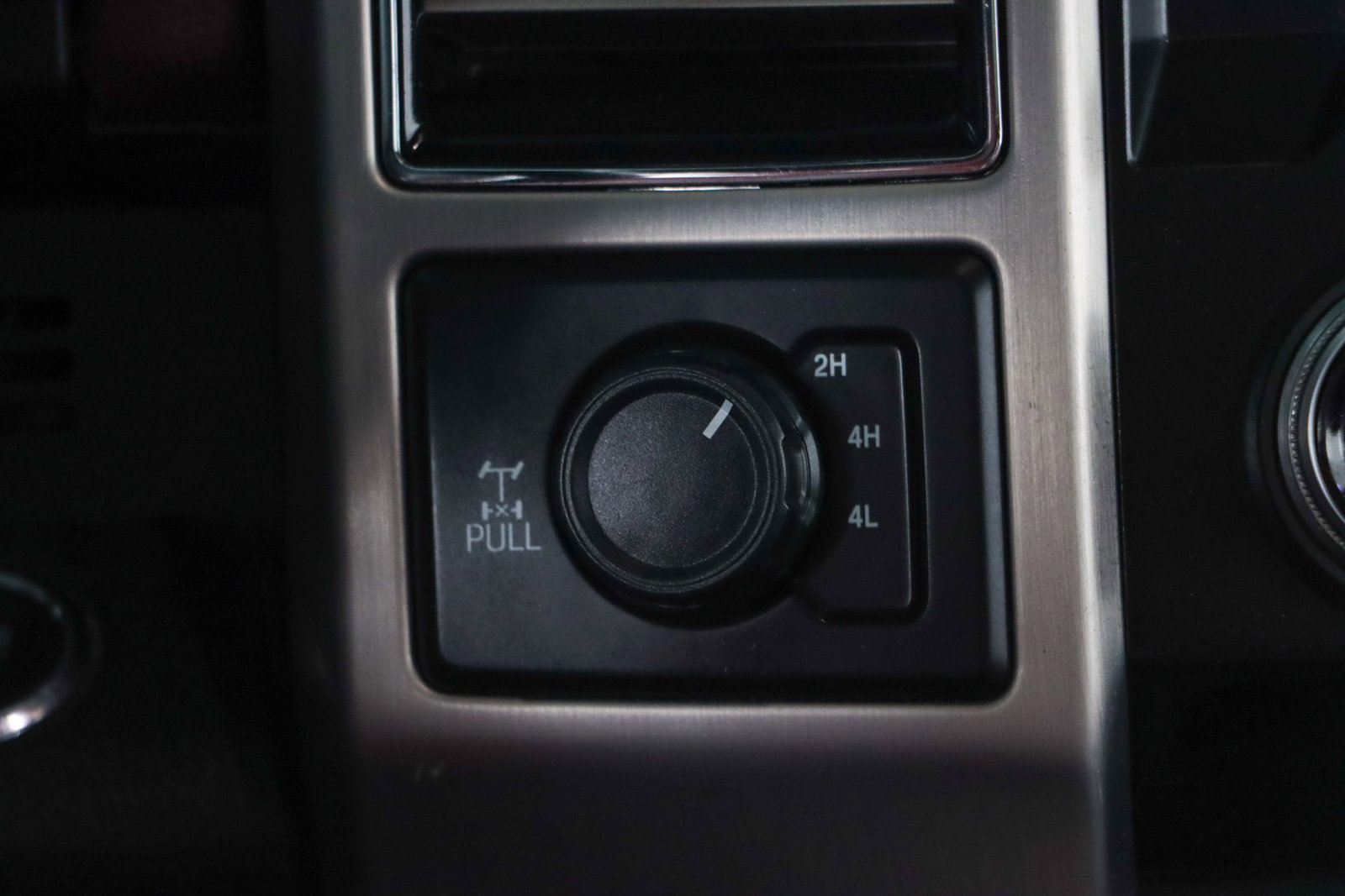 Used 2019 Ford F250 Platinum w/ Platinum Ultimate Package image 22