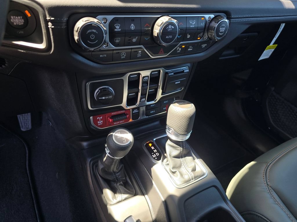 New 2026 Jeep Gladiator Mojave AWD/4WD image 22