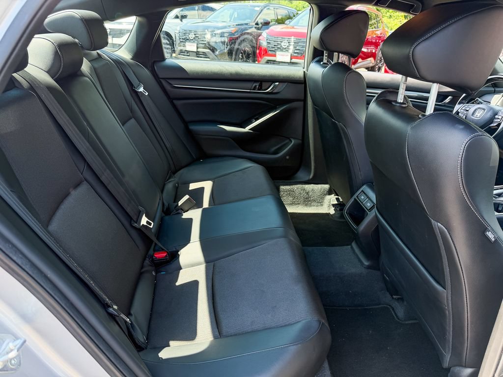 Used 2022 Honda Accord Sport image 13