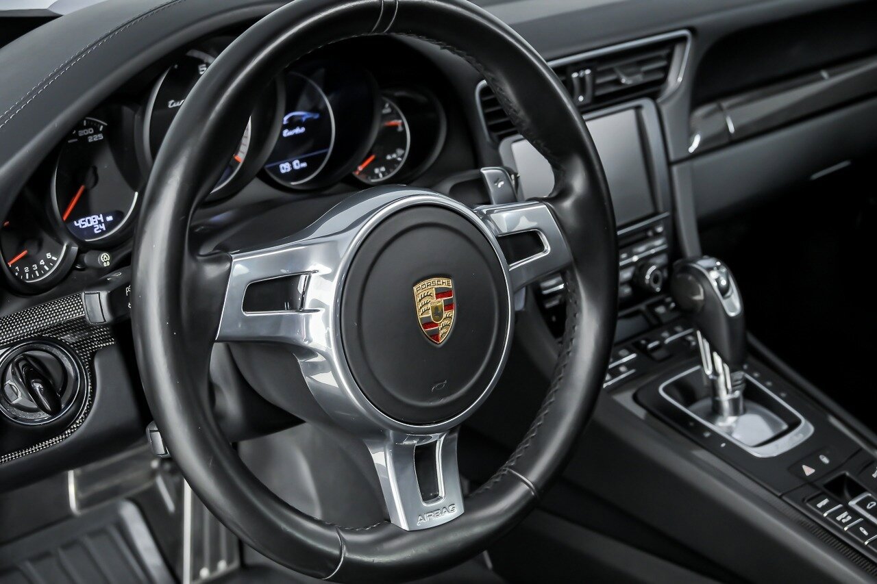 Used 2015 Porsche 911 Turbo AWD/4WD image 25