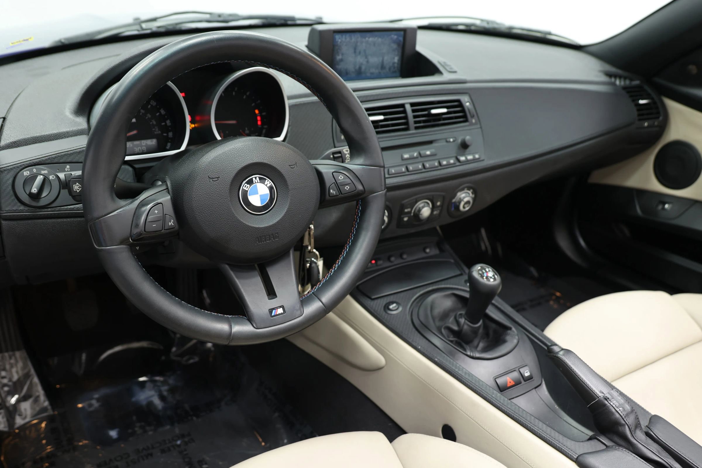 Used 2006 BMW M Roadster image 2