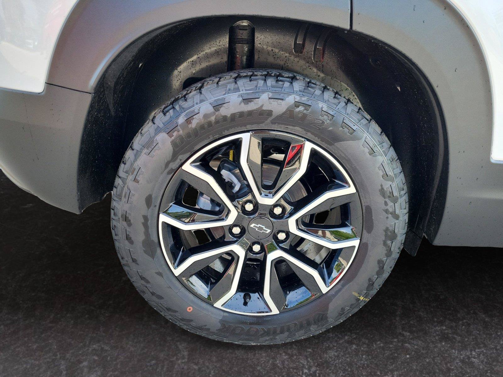 Used 2025 Chevrolet TrailBlazer ACTIV w/ Driver Confidence Package FWD image 26