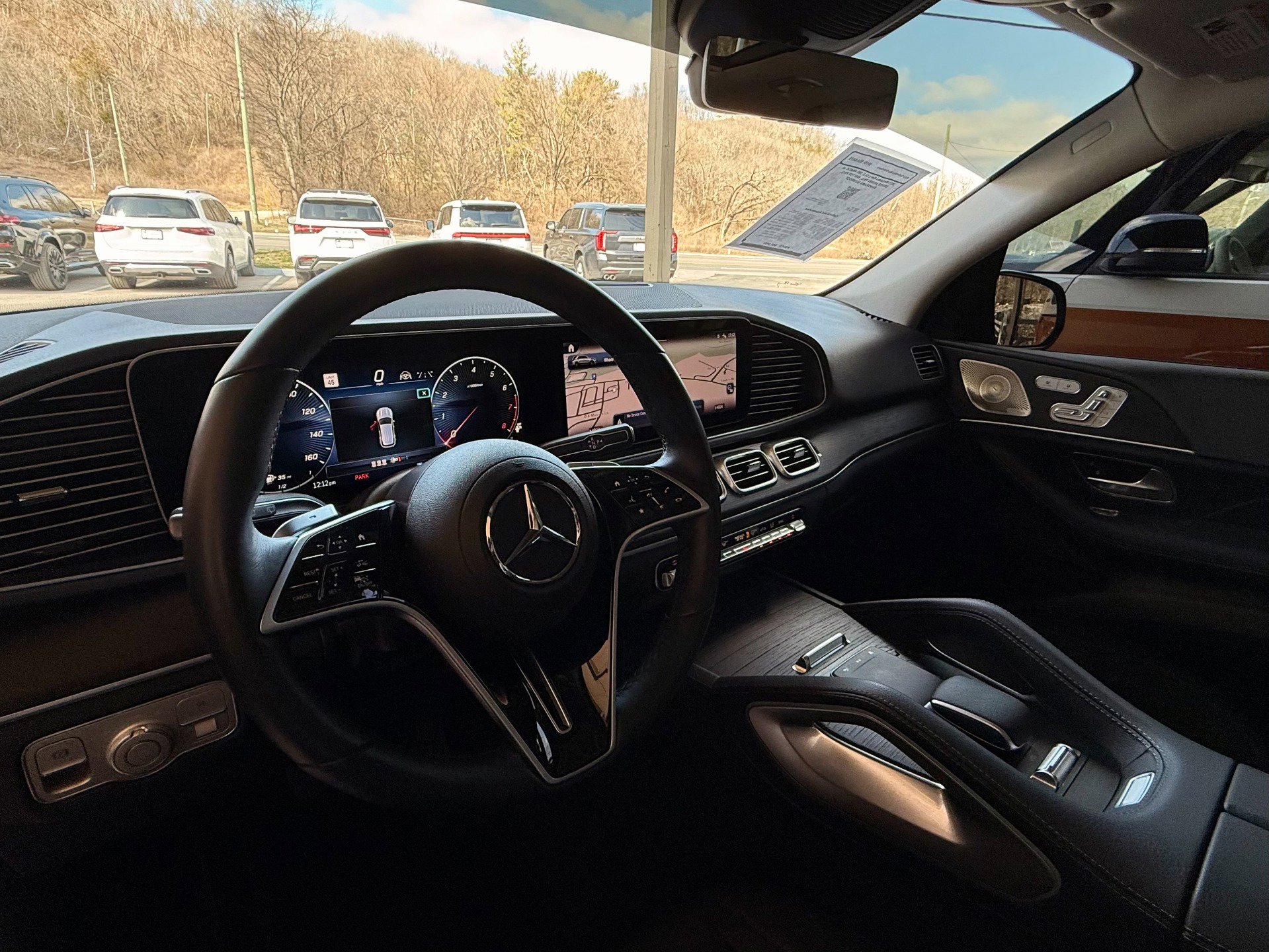 Used 2025 Mercedes-Benz GLE 580 4MATIC image 11