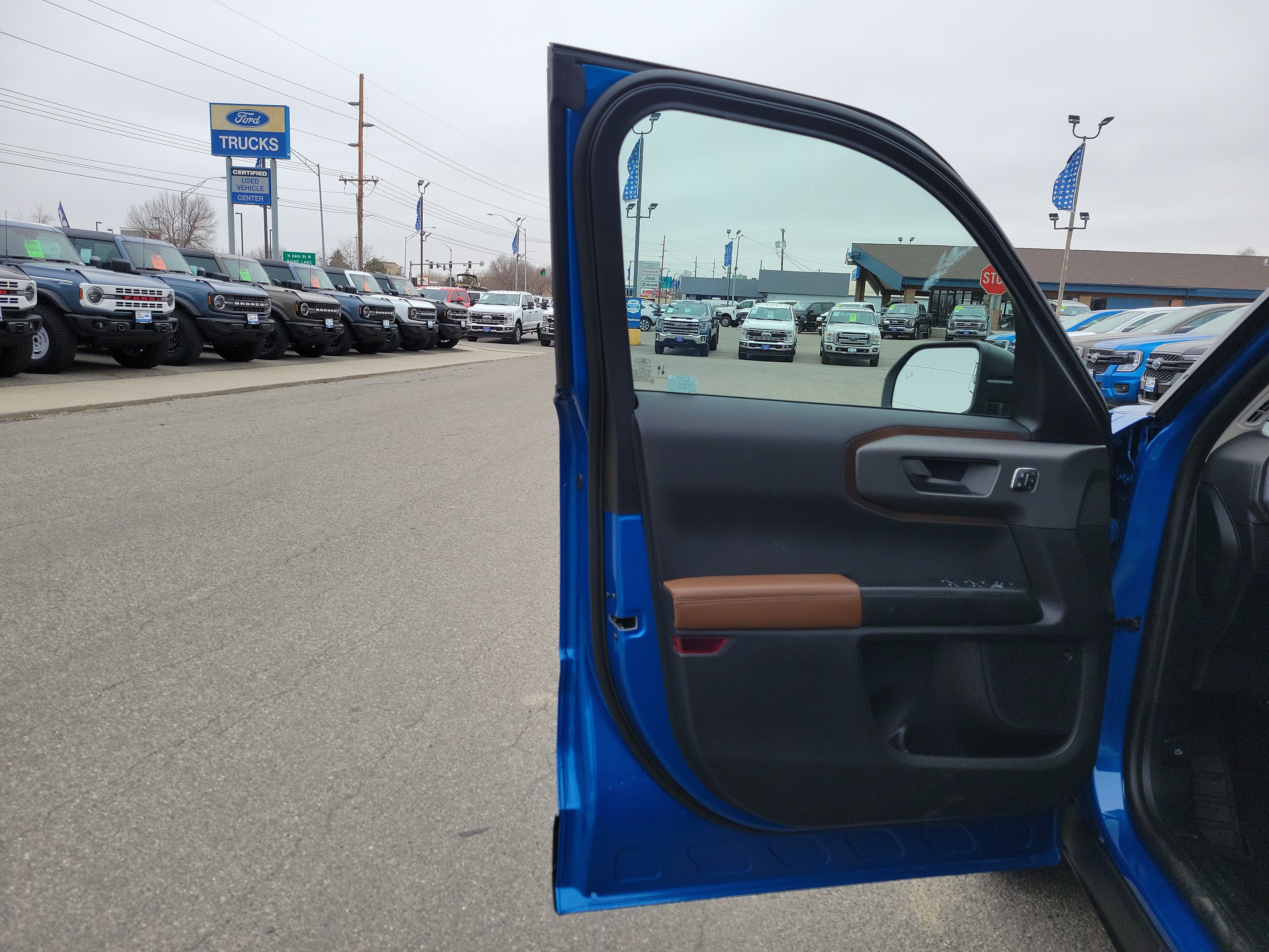 New 2026 Ford Bronco Sport Outer Banks w/ Outer Banks Tech Package+ AWD/4WD image 15