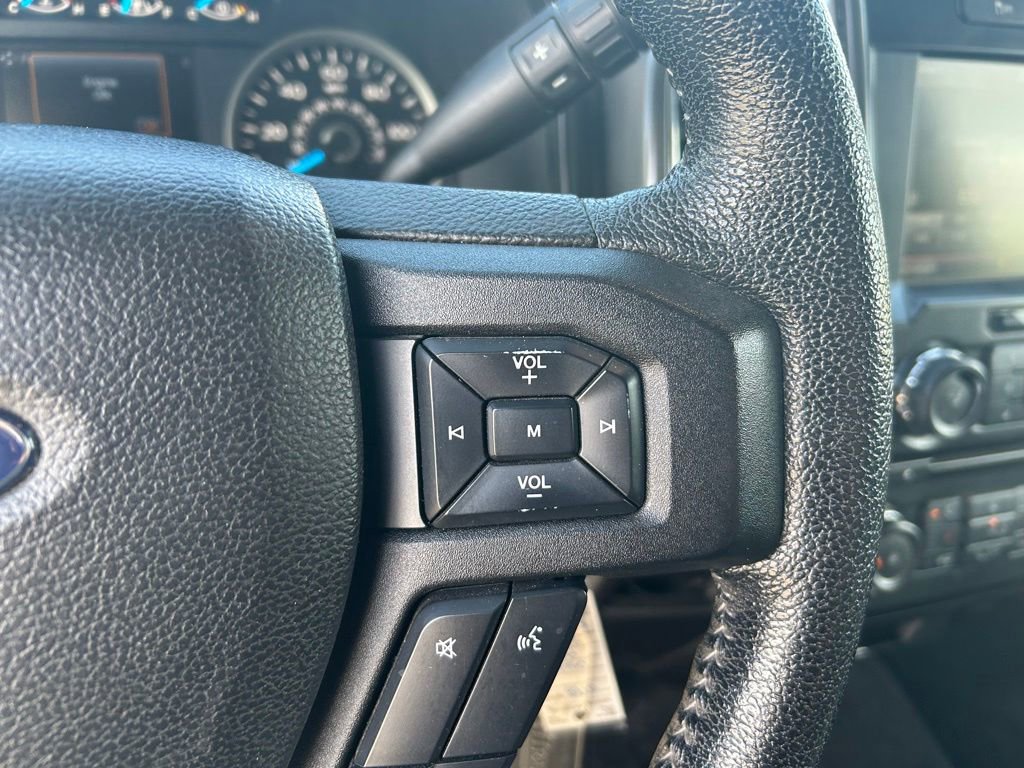 Used 2015 Ford F150 XLT w/ Equipment Group 302A Luxury AWD/4WD image 17