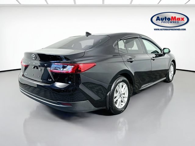 Used 2025 Toyota Camry LE w/ Convenience Package FWD image 2