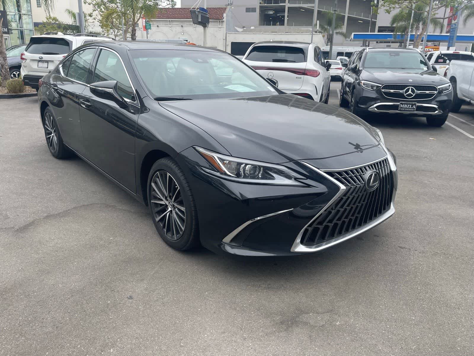 Used 2025 Lexus ES 300h w/ Premium Package FWD video 2