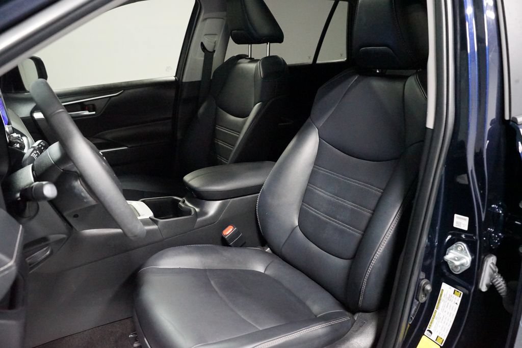 Used 2023 Toyota RAV4 XLE Premium AWD/4WD image 27