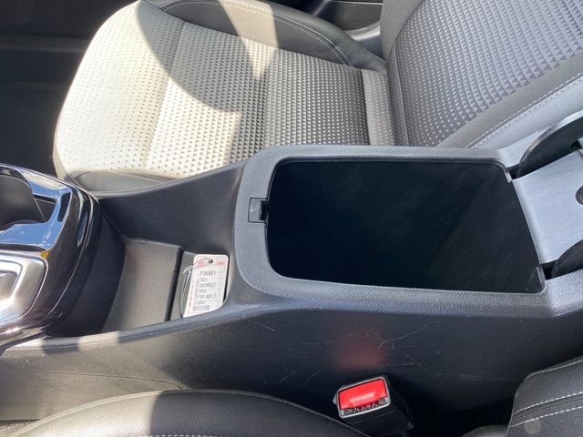 Certified 2025 Chevrolet Trax LT FWD image 14