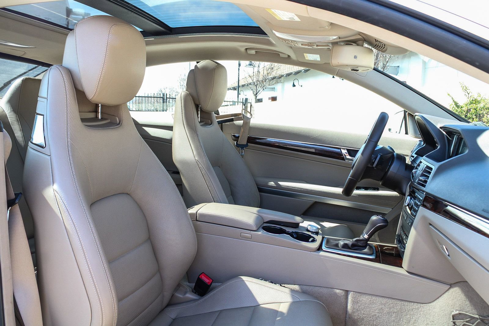 Used 2012 Mercedes-Benz E 550 Coupe image 19