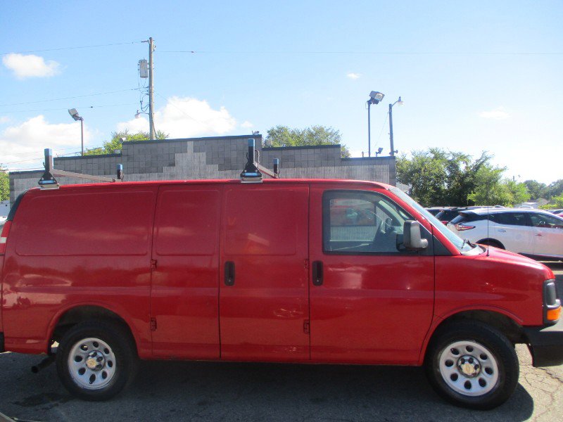 Used 2012 Chevrolet Express 1500 image 2