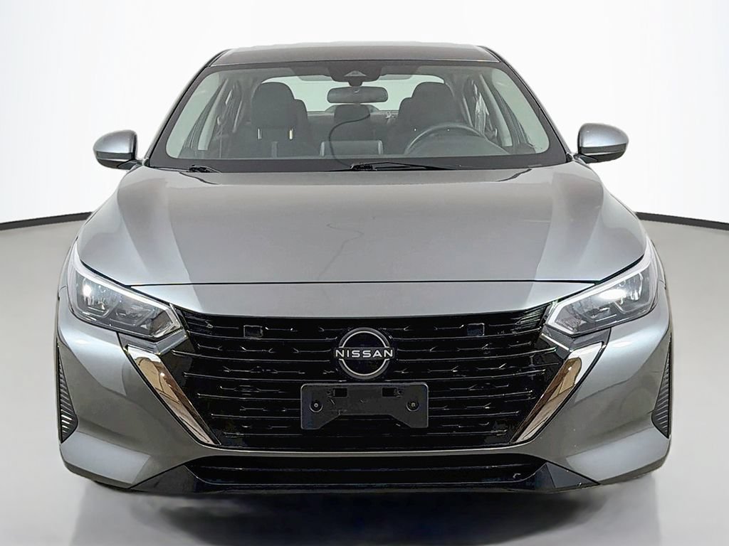 Used 2024 Nissan Sentra SV FWD image 11