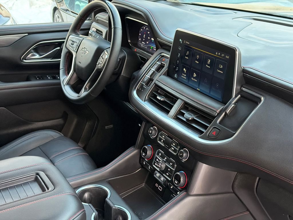 Used 2024 Chevrolet Suburban RST w/ Luxury Package image 11