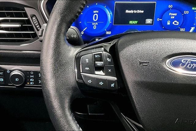 Used 2021 Ford Escape Titanium image 11