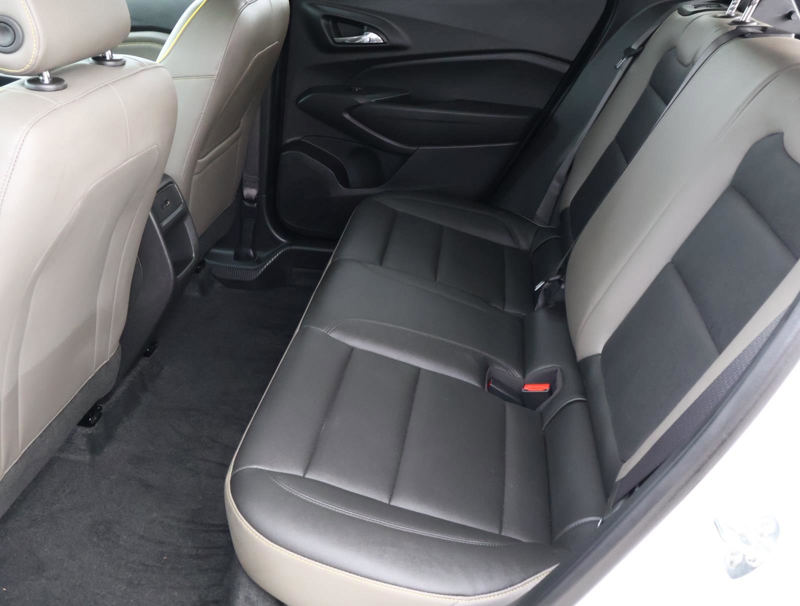 Used 2025 Chevrolet Trax ACTIV image 21