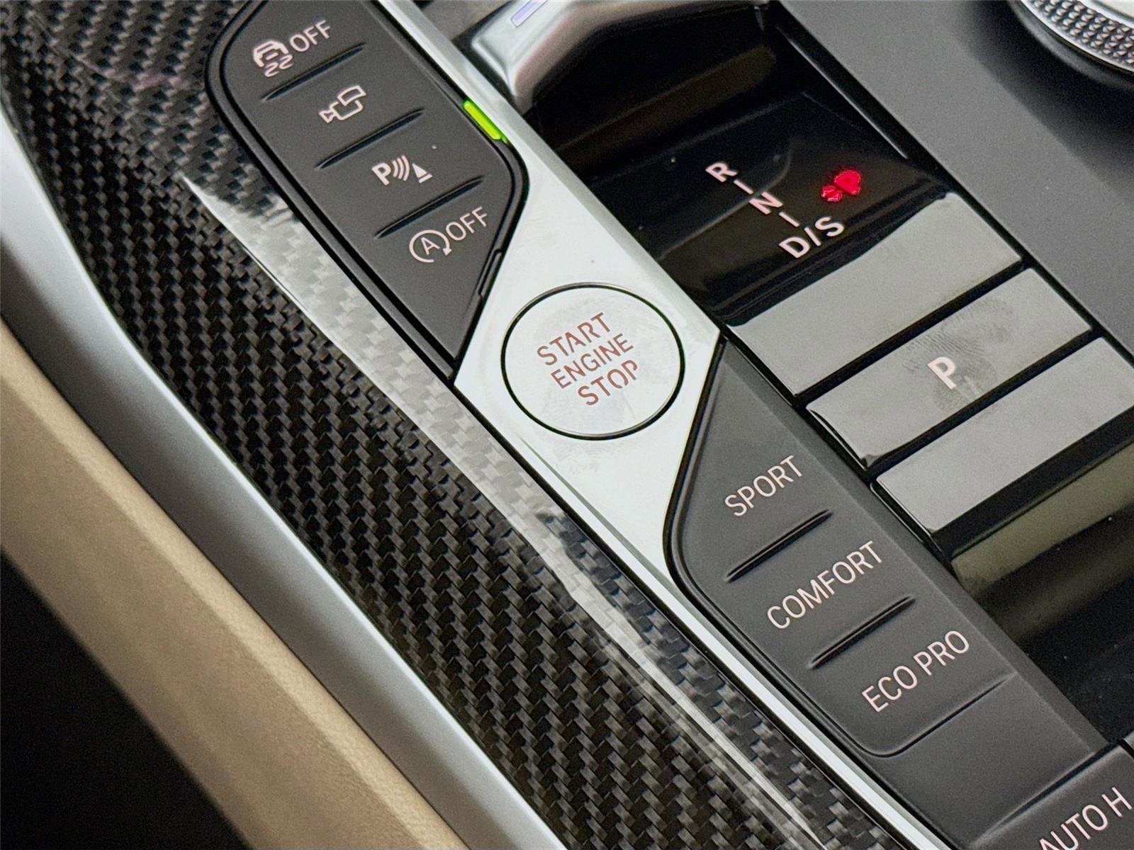 Used 2025 BMW 440i xDrive Coupe w/ Premium Package image 12