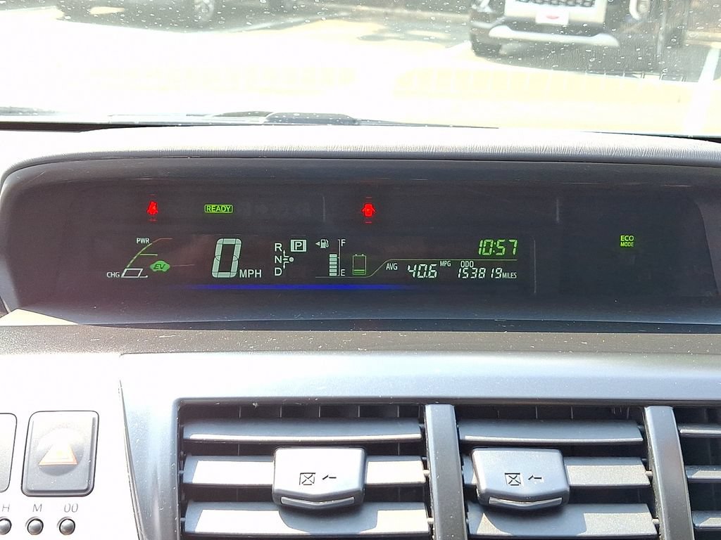 Used 2014 Toyota Prius V Three FWD image 21