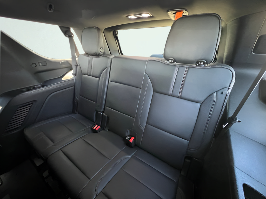 Used 2021 Chevrolet Tahoe RST AWD/4WD image 21
