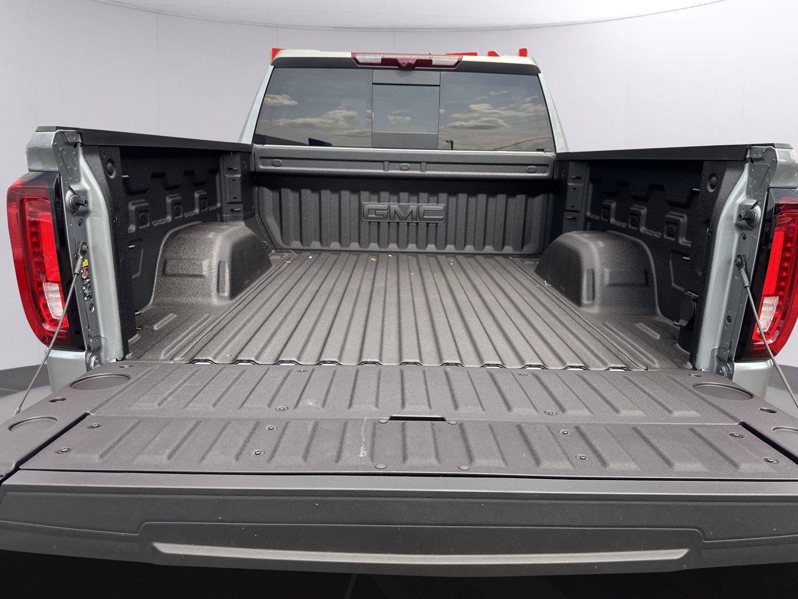 New 2026 GMC Sierra 1500 Denali AWD/4WD image 36