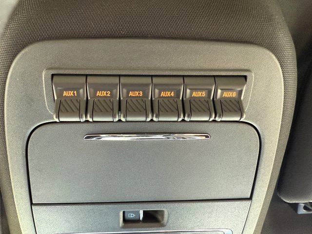 New 2025 Ford F250 Lariat w/ Lariat Ultimate Package image 33