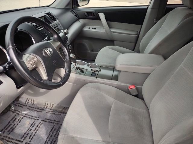Used 2010 Toyota Highlander 2WD image 11