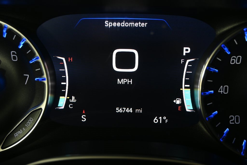 Used 2020 Chrysler Pacifica Limited image 28