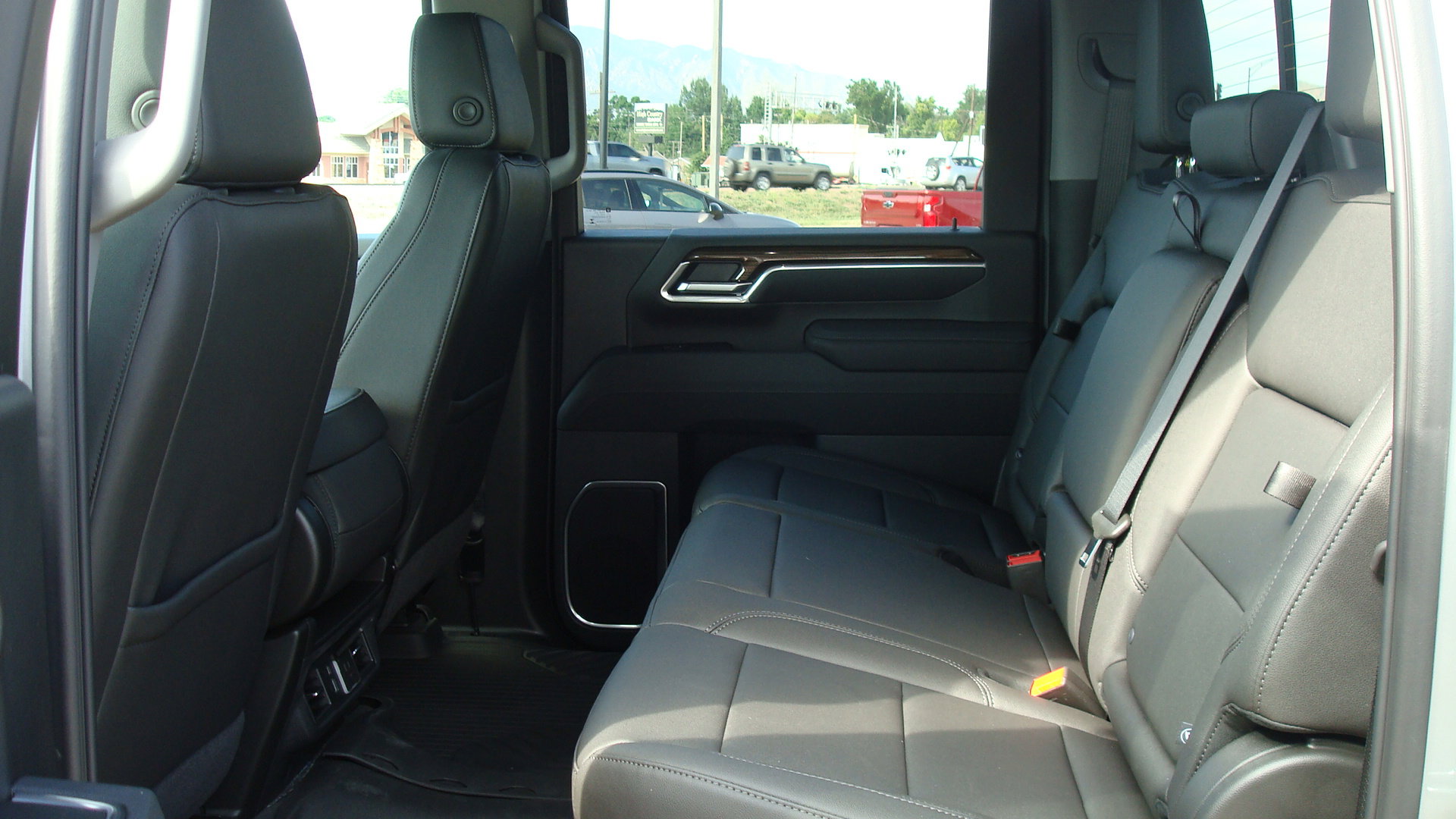 New 2025 Chevrolet Silverado 3500 LT w/ Trail Boss Package image 7