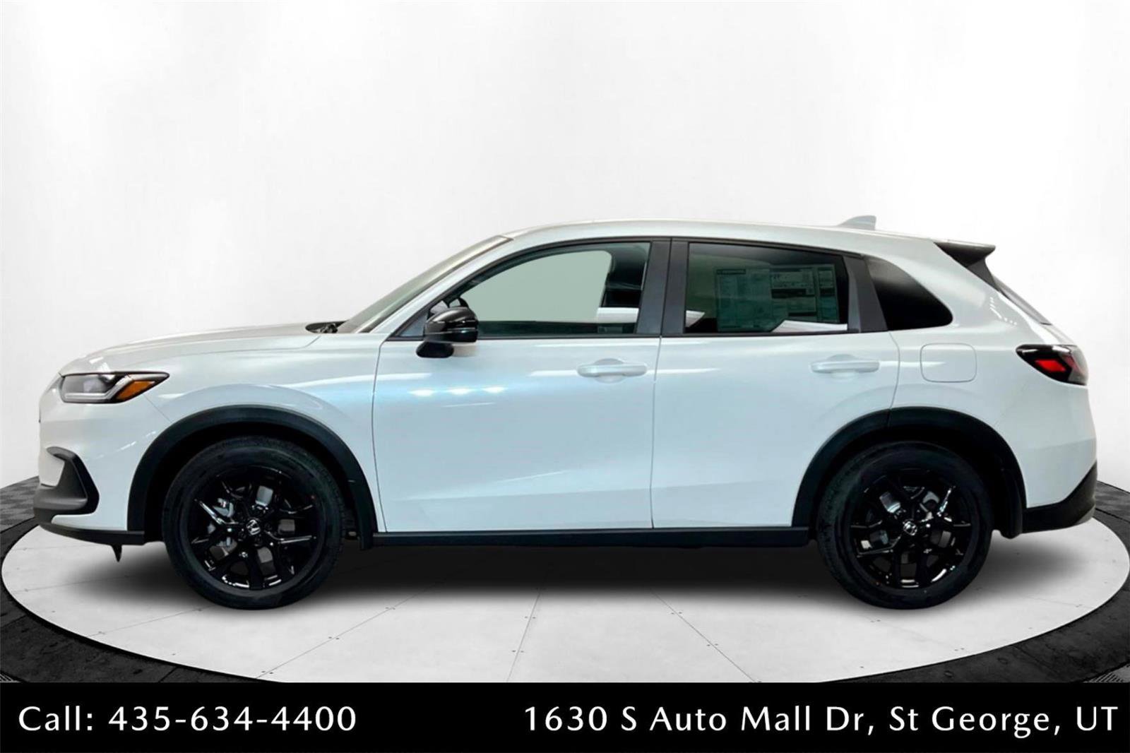 New 2025 Honda HR-V Sport image 2