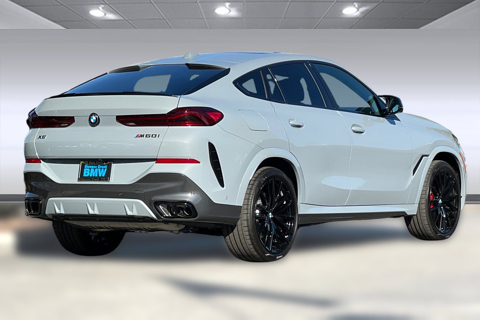 New 2026 BMW X6 M60i image 8