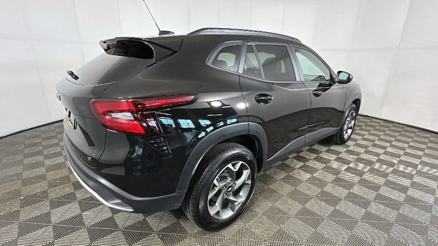 Used 2026 Chevrolet Trax LT w/ Driver Confidence Package FWD video 3