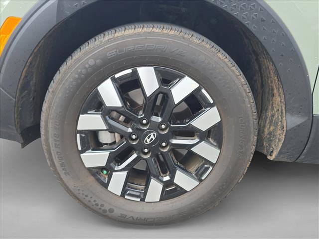 Used 2025 Hyundai Santa Cruz SE FWD image 26
