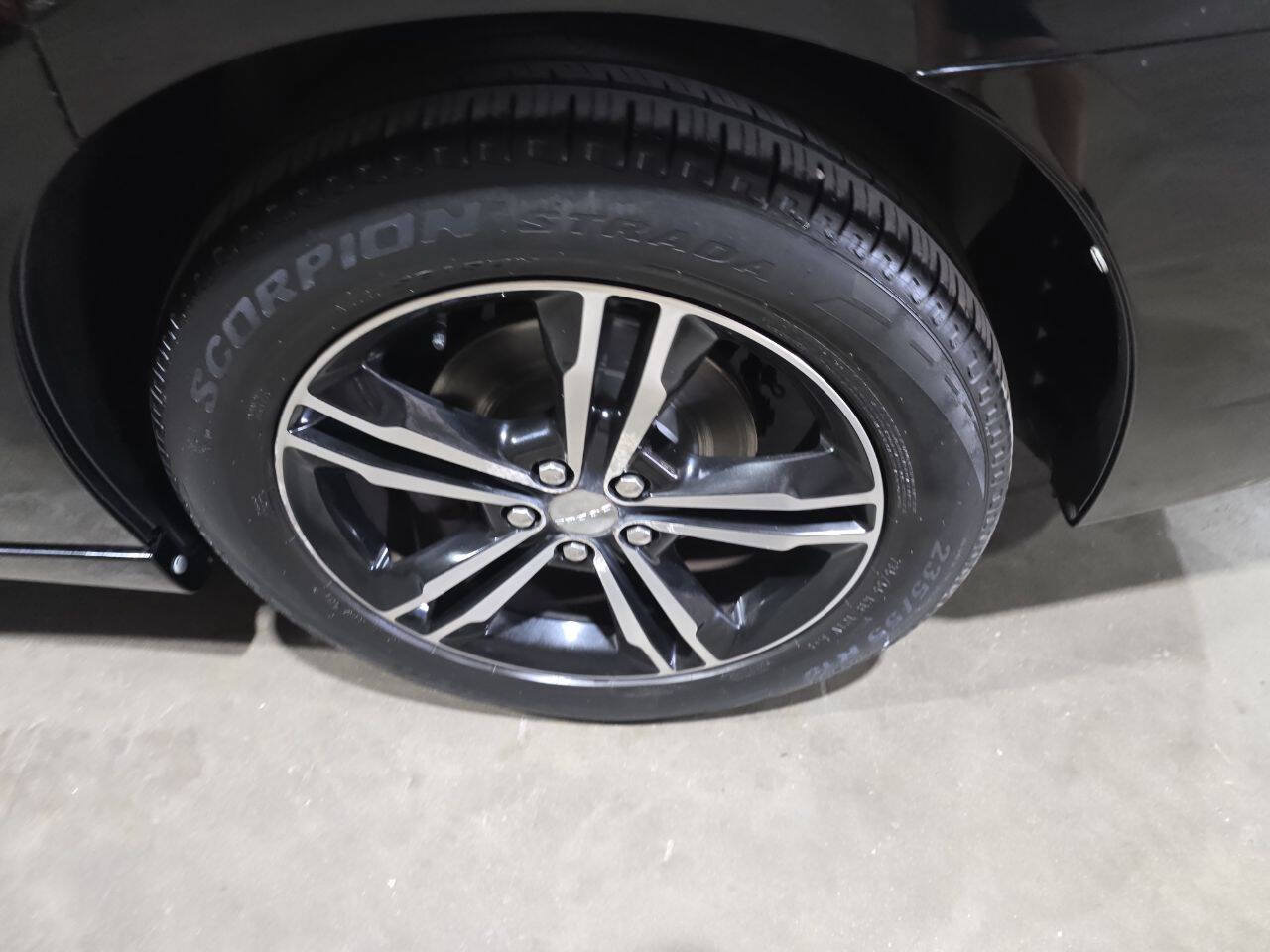 Used 2014 Dodge Charger SXT AWD/4WD image 18