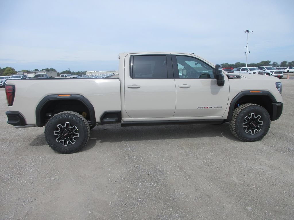 New 2026 GMC Sierra 2500 AT4X AWD/4WD image 3