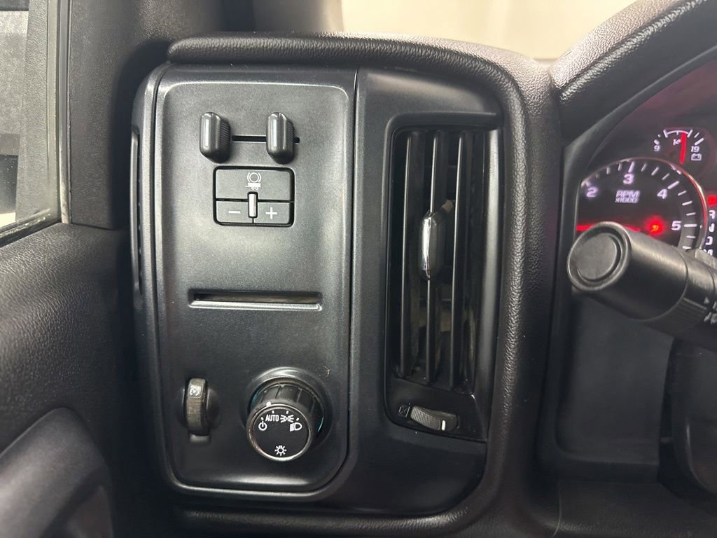 Used 2016 Chevrolet Silverado 2500 W/T w/ WT Convenience Package AWD/4WD image 35