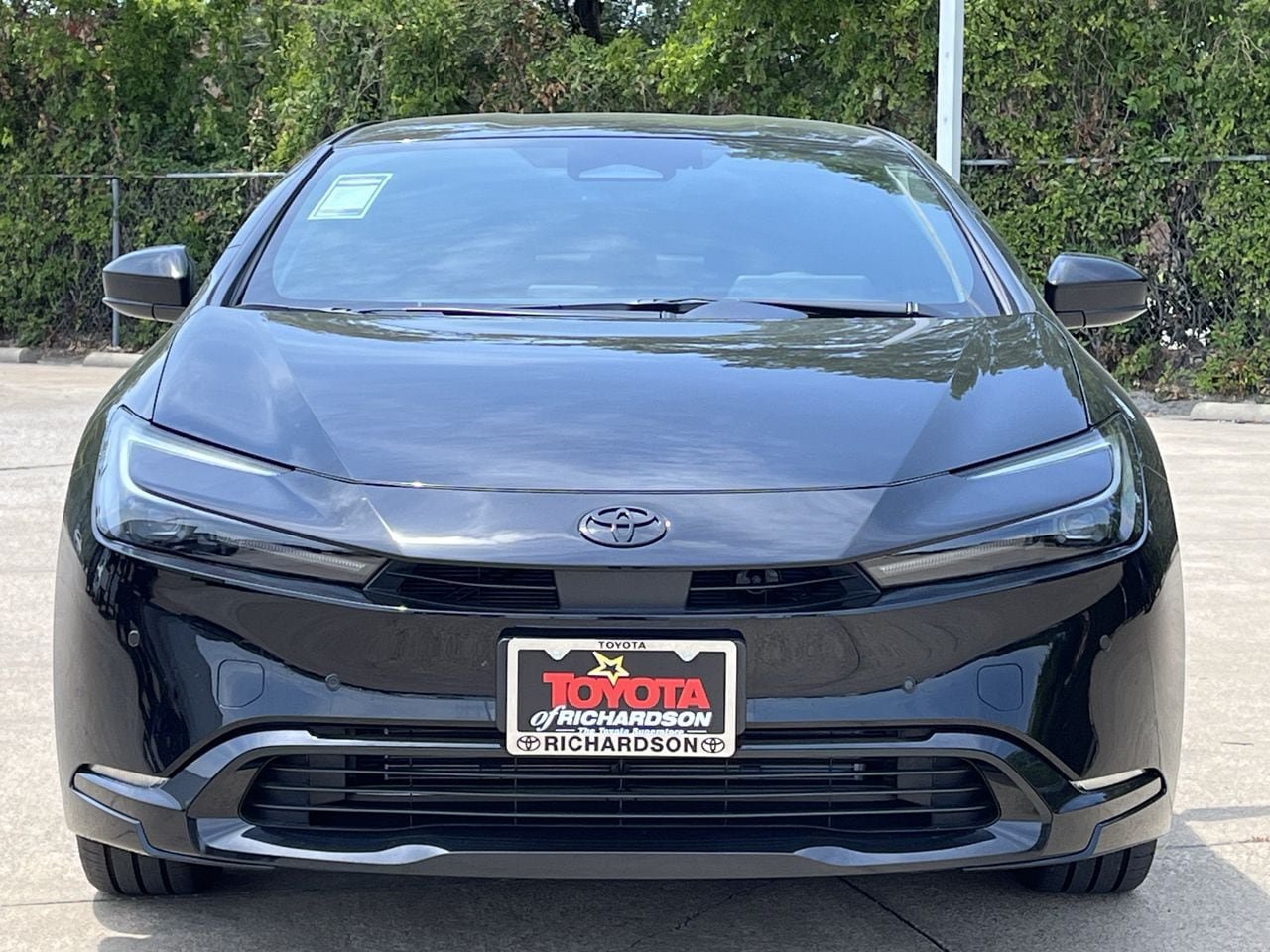 New 2026 Toyota Prius Plug-In Hybrid FWD image 7