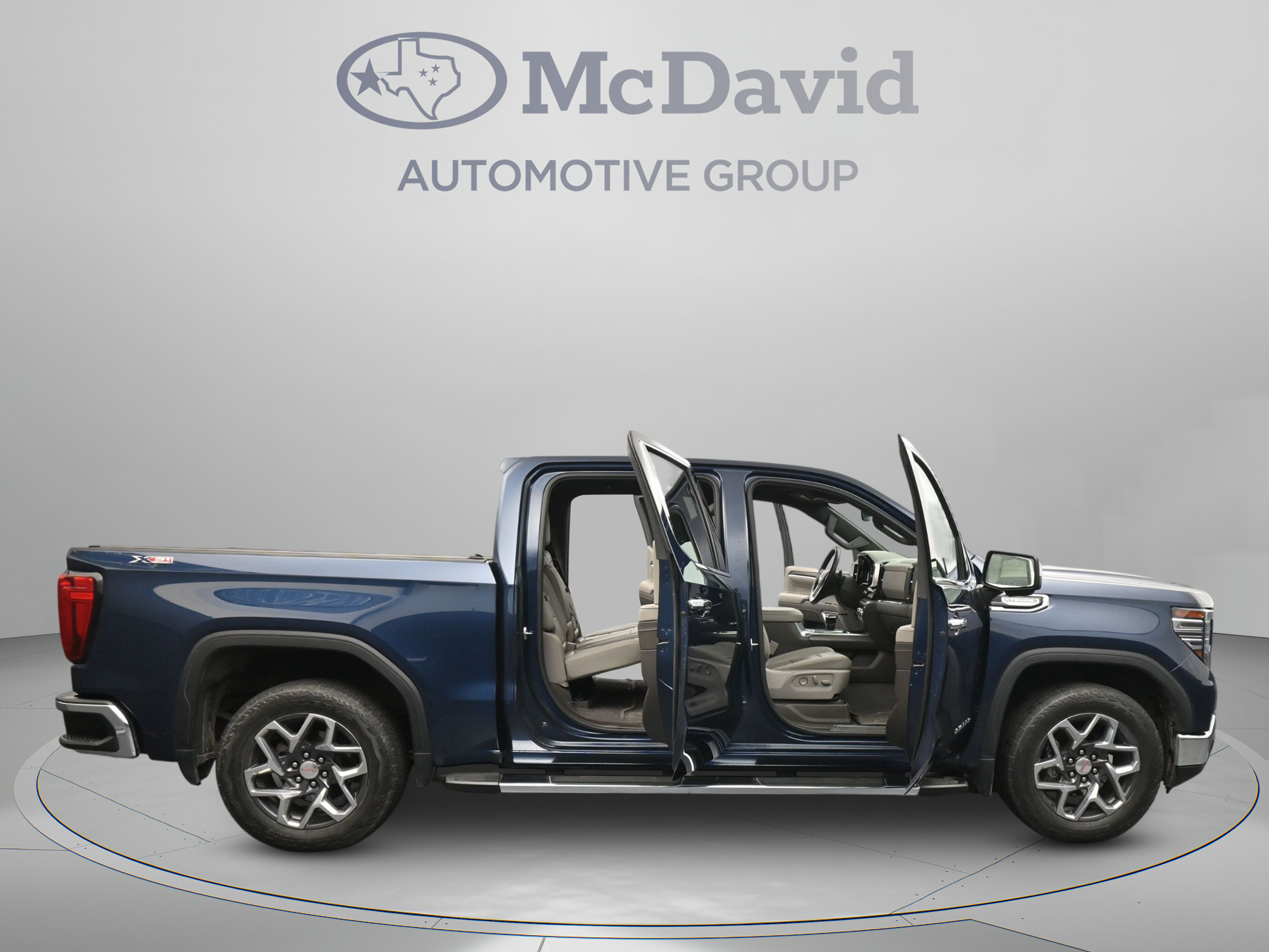 Used 2023 GMC Sierra 1500 SLT AWD/4WD image 40