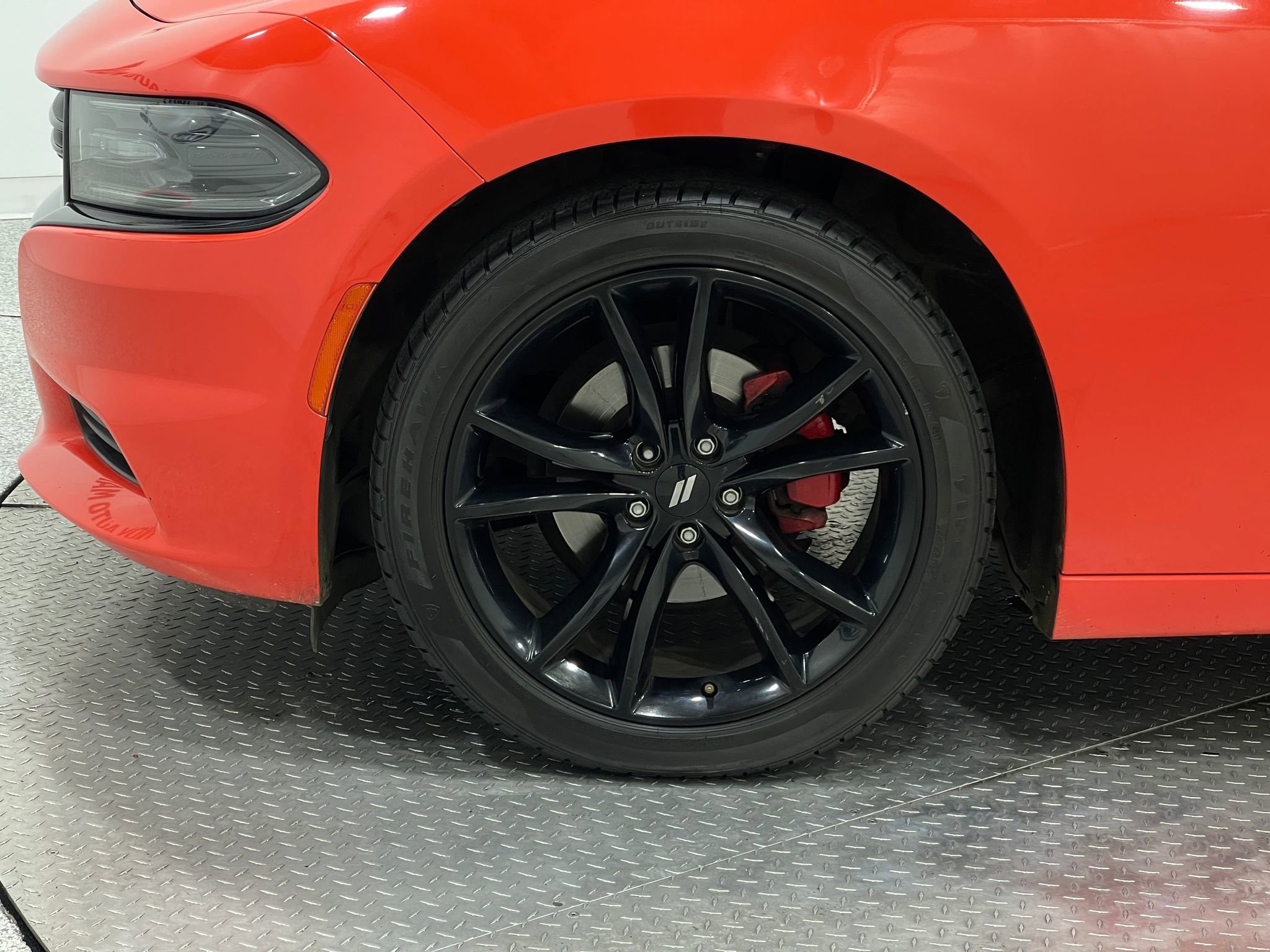 Used 2018 Dodge Charger SXT w/ Blacktop Package image 31