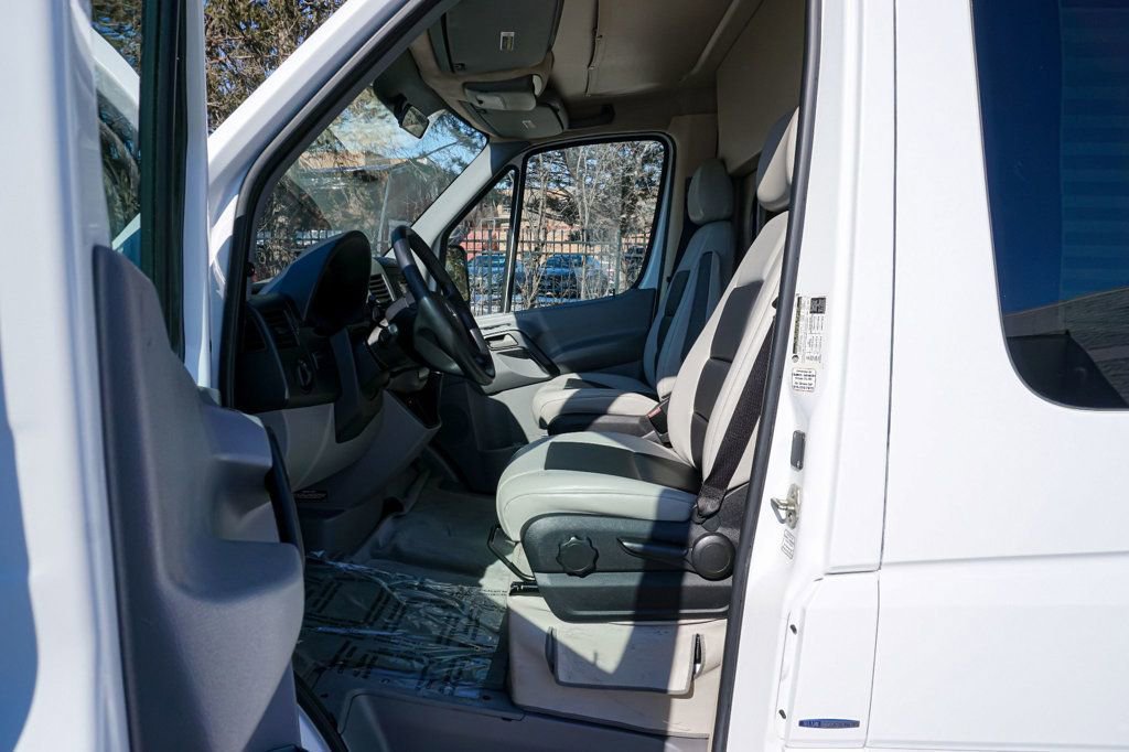 Used 2015 Mercedes-Benz Sprinter 2500 image 75