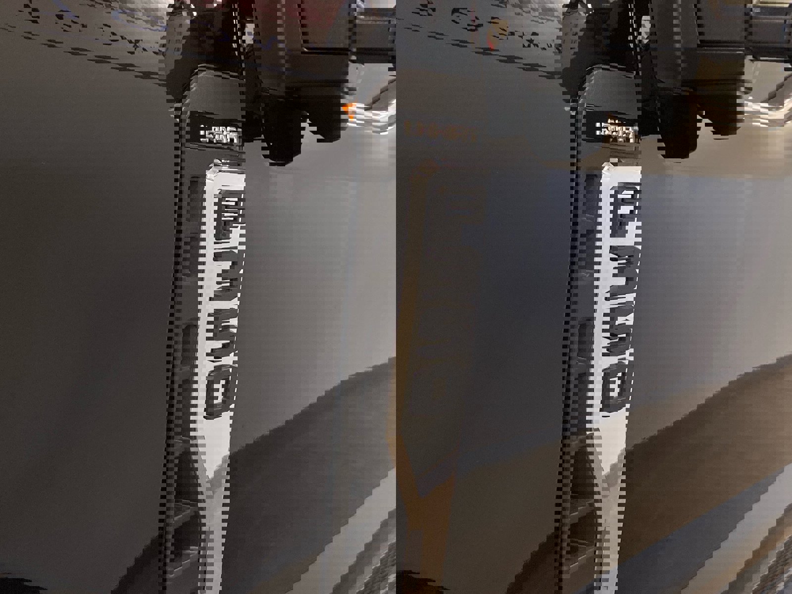 Certified 2025 Ford F350 Lariat w/ Lariat Ultimate Package image 13