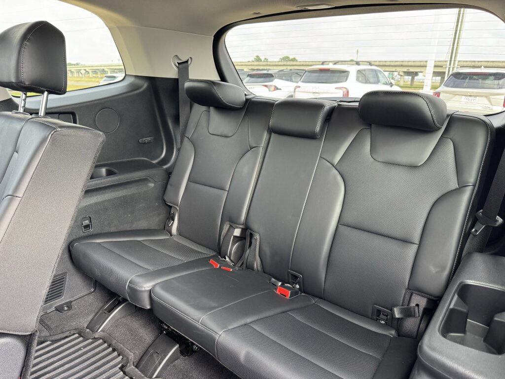 Used 2024 Kia Telluride LX image 32