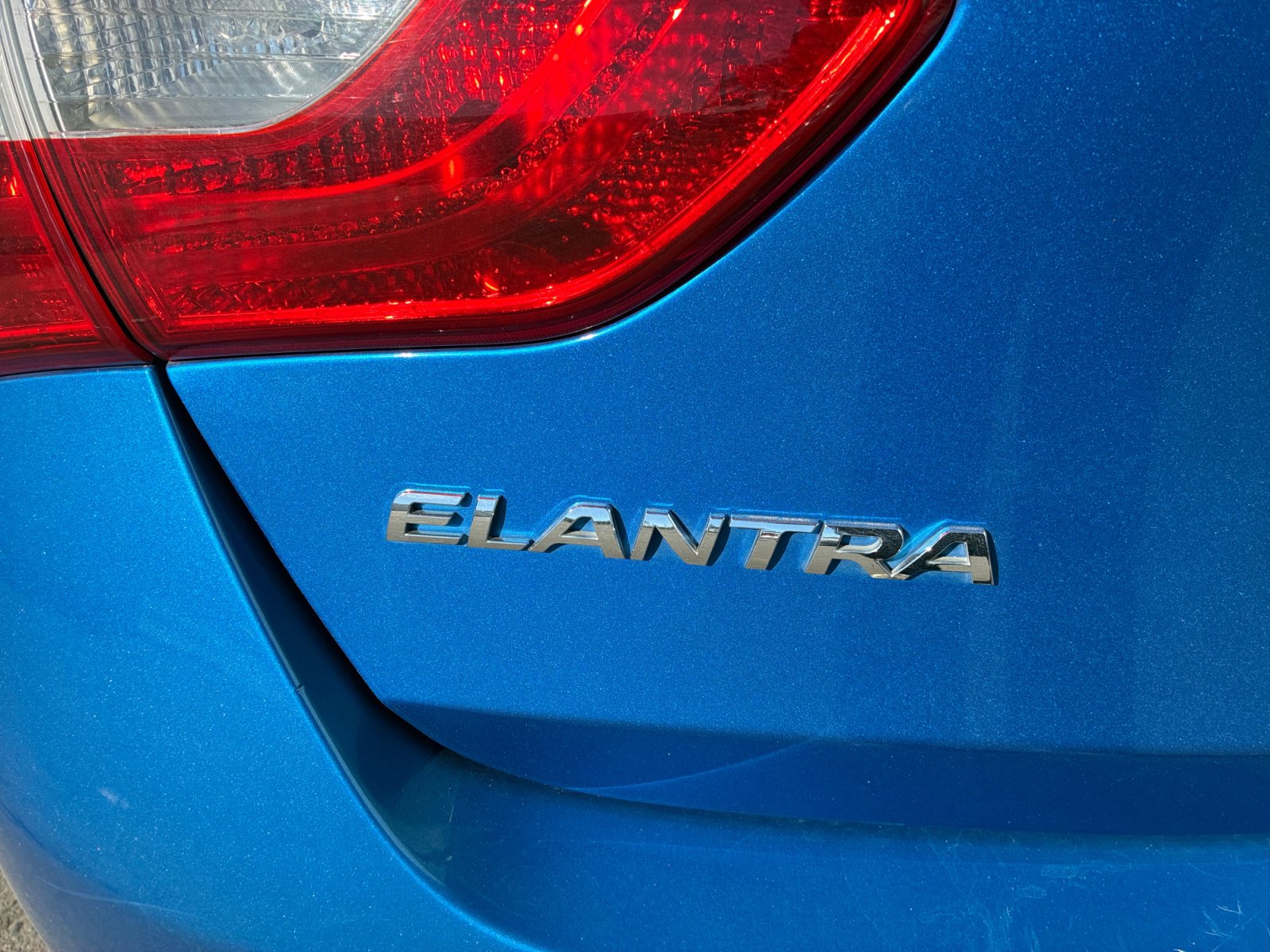 Used 2017 Hyundai Elantra GT image 23