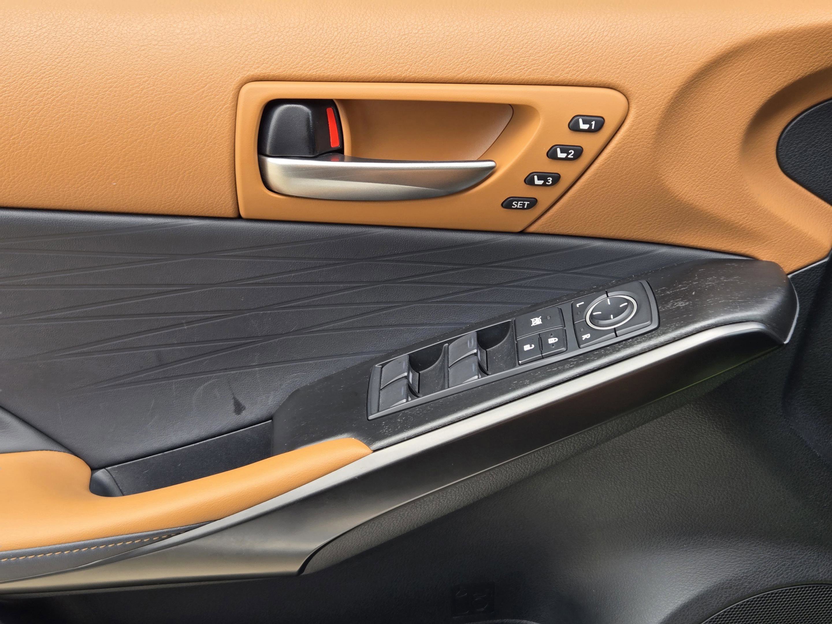 Used 2022 Lexus IS 300 w/ Premium Package image 22