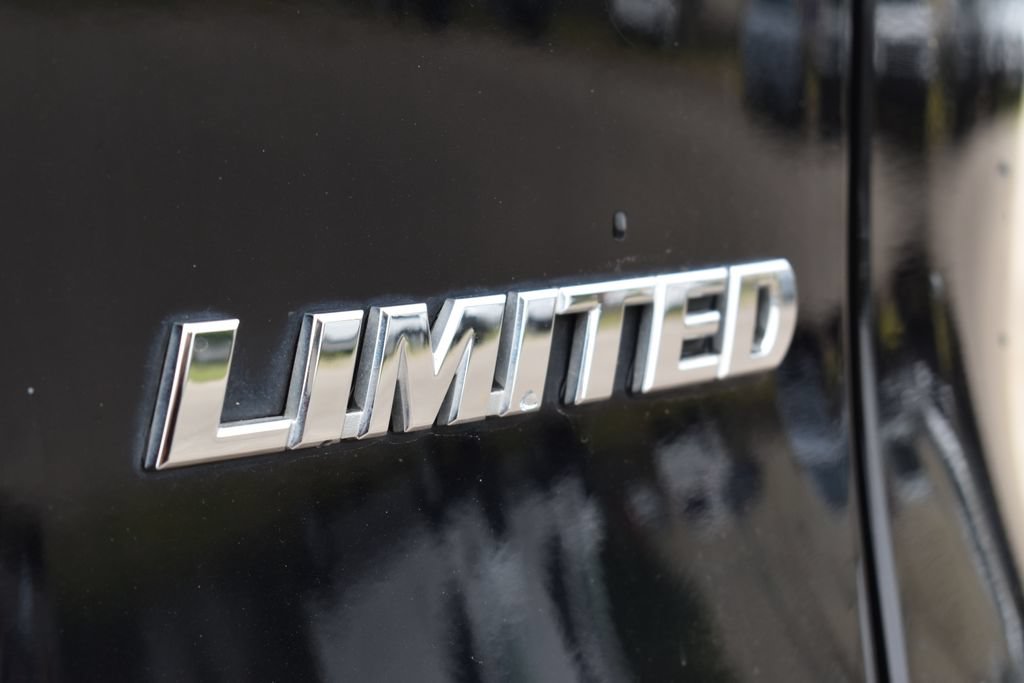 Used 2023 Toyota RAV4 Limited FWD image 10