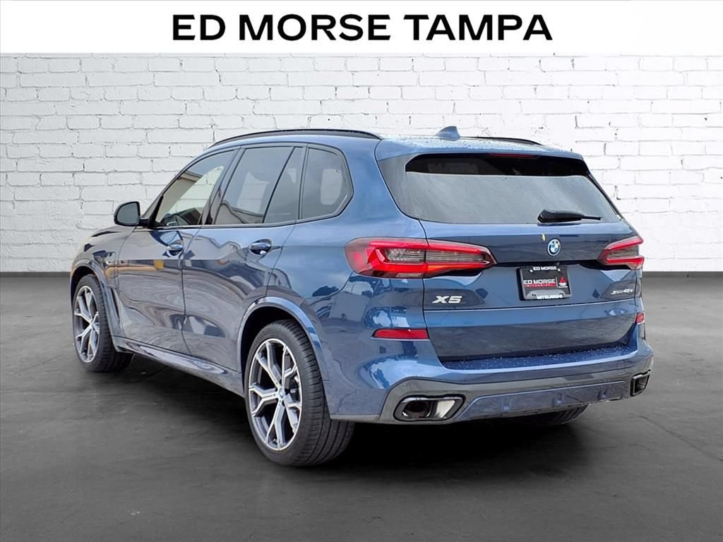 Used 2023 BMW X5 xDrive45e w/ M Sport Package AWD/4WD image 3