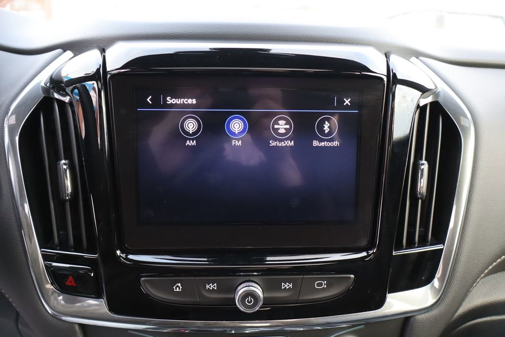 Used 2023 Chevrolet Traverse LT w/ LT Premium Package image 23