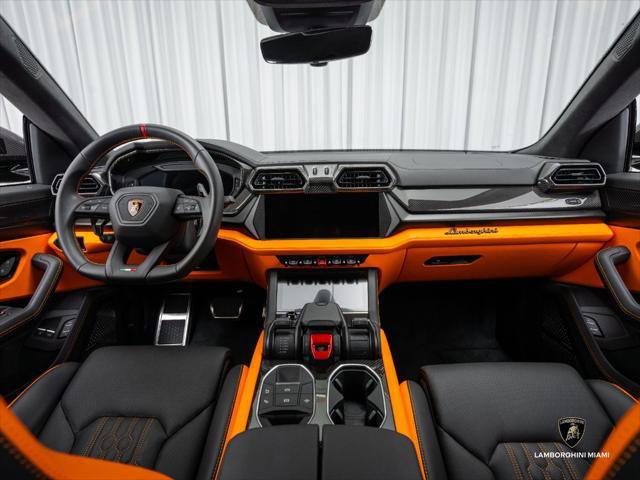 Used 2026 Lamborghini Urus SE AWD/4WD image 36