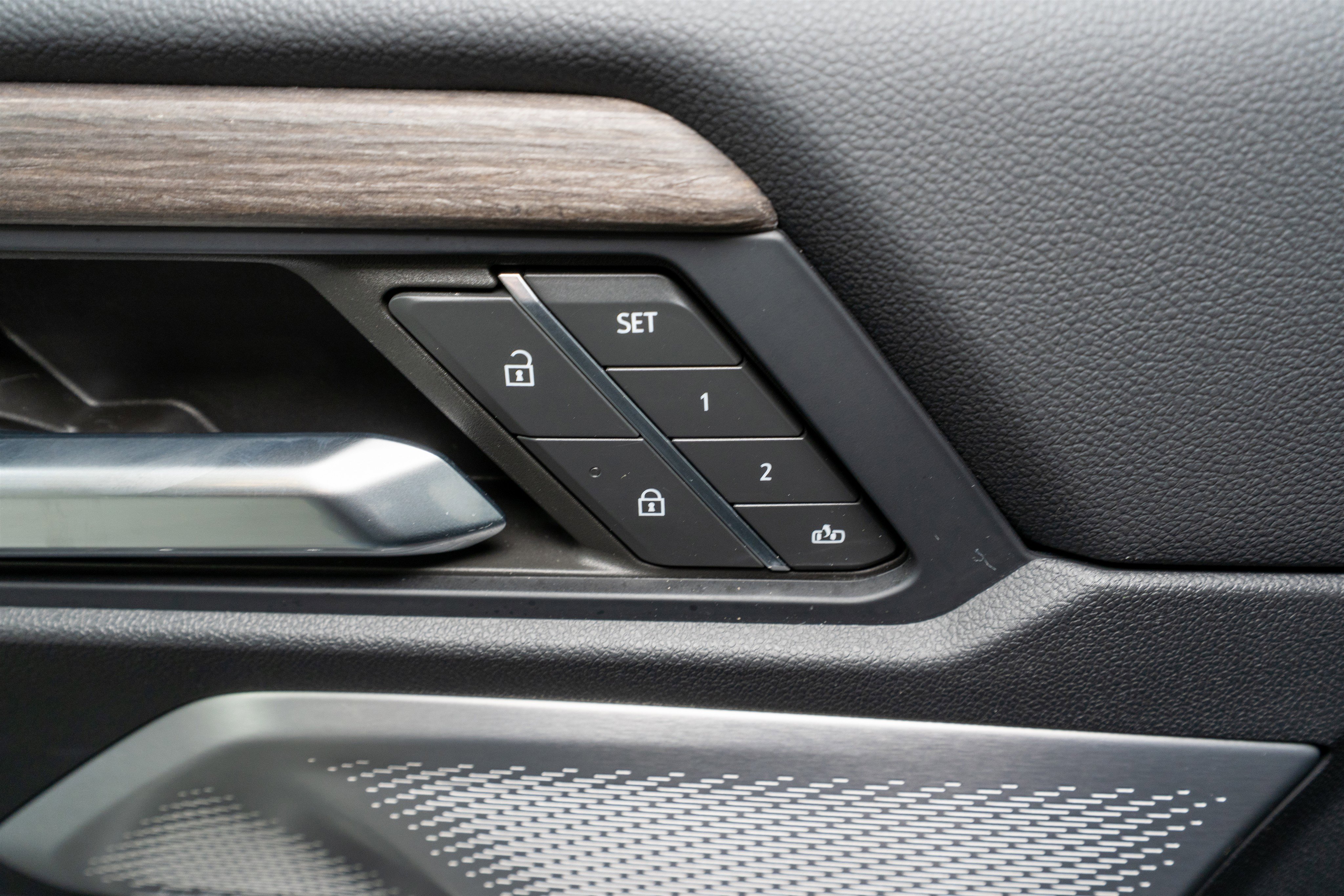 Used 2024 GMC Acadia Denali w/ Super Cruise Package image 14